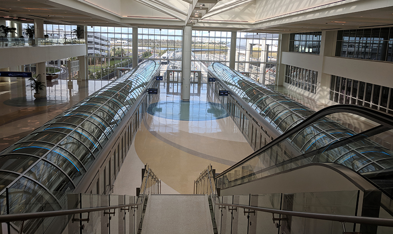 Terminal del aeropuerto internacional de Orlando