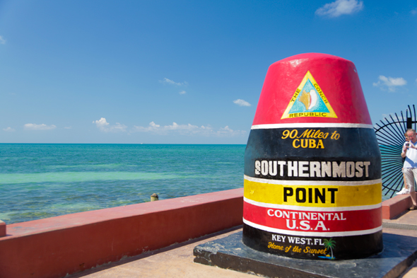 Monumento de las 90 millas a Cuba en Key West