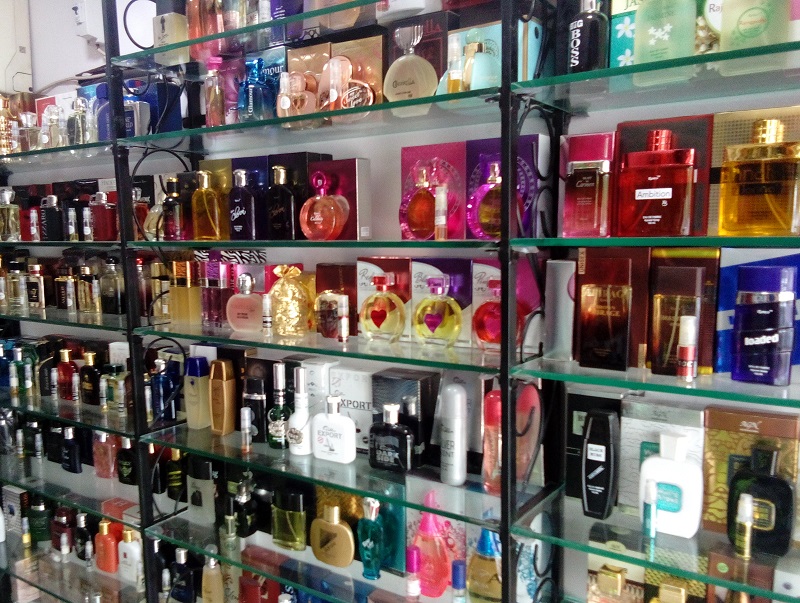 firma montar Lágrimas Donde comprar perfumes en Miami - 2021 | Todos los tips!